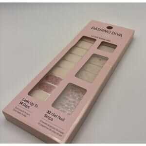 Dashing Diva Gloss Ultra Shine Gel Nail Strips 32ct Crystal Clear GS144